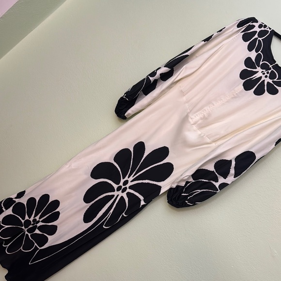 FARM Rio Palermo Floral Long Sleeve cutout Dress size L - Picture 12 of 13